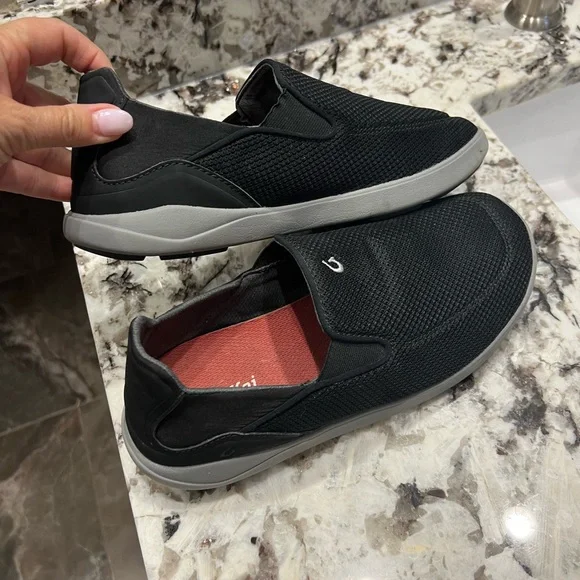 Olukai shoes! - Picture 6 of 6